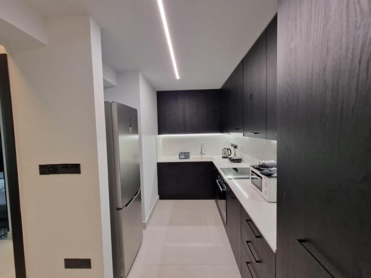 Raam Luxury Suites Larnaca Esterno foto